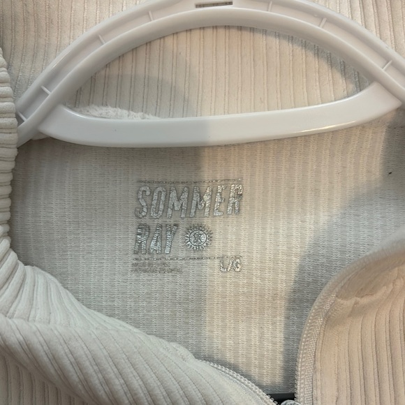 Sommar Ray active wear collection - Picture 2 of 2